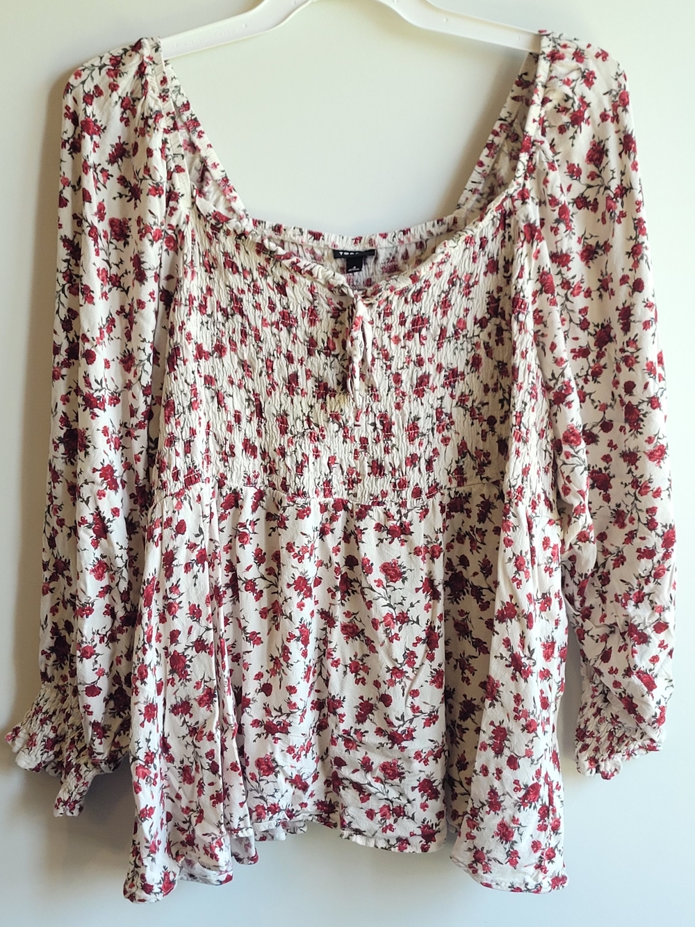 Torrid Floral Smocked Peplum Blouse Size 4 Ivory Red Long Sleeve Plus Size - Picture 5 of 6